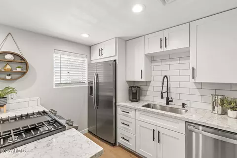 6125 E Indian School Rd #113, Scottsdale, AZ 85251