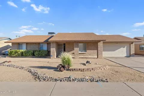 3939 W Anderson Dr, Glendale, AZ 85308