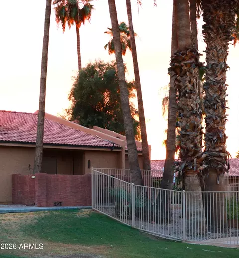 Exterior - 3511 E Baseline Rd #1233, Phoenix, AZ 85042 photo 4 of 4