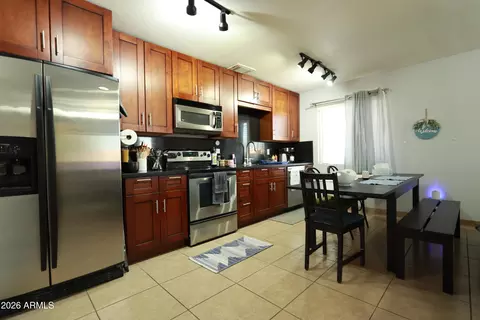 Kitchen - 3511 E Baseline Rd #1233, Phoenix, AZ 85042 photo 1 of 2