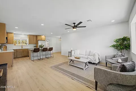 602 E Osage Ave, Apache Junction, AZ 85119 photo 5