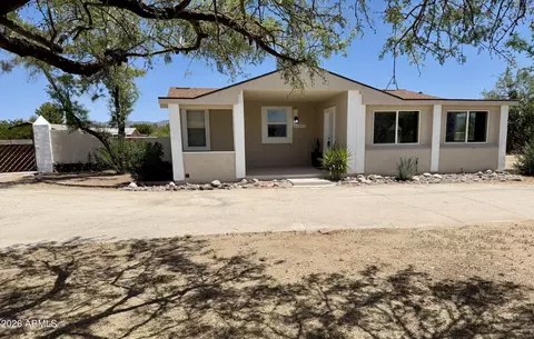 23895 W Cannon Dr, Congress, AZ 85332