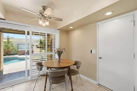 Dining - 2107 E Alameda Dr, Tempe, AZ 85282 photo 3 of 3