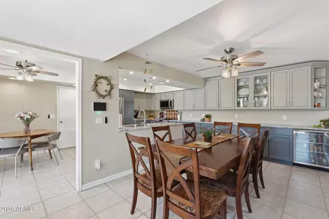 Dining - 2107 E Alameda Dr, Tempe, AZ 85282 photo 2 of 3