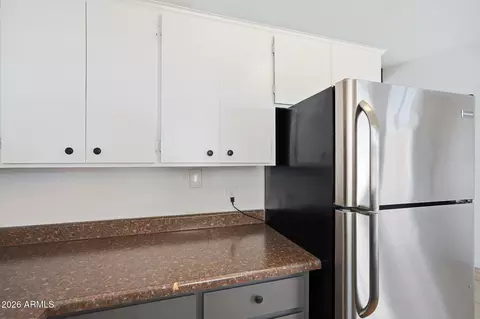 Kitchen - 1320 E Bethany Home Rd #52, Phoenix, AZ 85014 photo 4 of 6