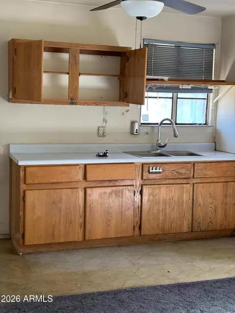 Kitchen - 1617 Earll Dr, Phoenix, AZ 85016 photo 1 of 2