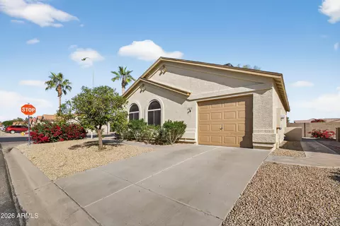 6831 S Oakmont Dr, Chandler, AZ 85249