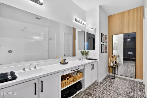 Bath - 11303 E Utah Ave, Mesa, AZ 85212 photo 1 of 6