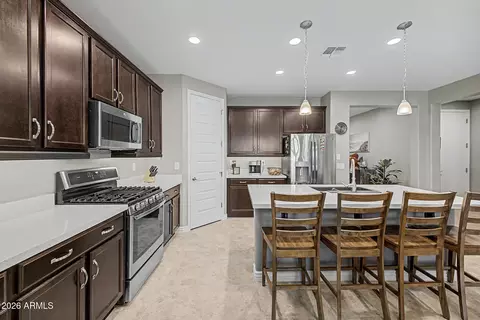 Kitchen - 10421 E Durant Dr, Mesa, AZ 85212 photo 2 of 3