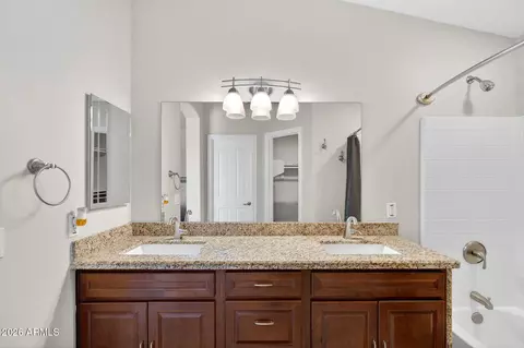 Bath - 2425 W Maricopa St, Phoenix, AZ 85009 photo 2 of 4