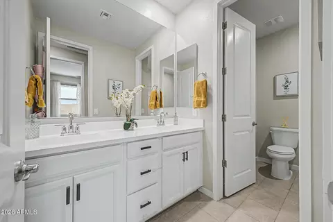 Bath - 9458 E Thatcher Ave, Mesa, AZ 85212 photo 3 of 4