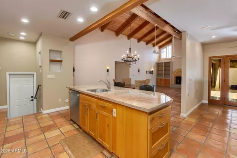 Kitchen - 6186 N 28th Pl, Phoenix, AZ 85016 photo 3 of 3