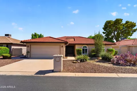 25644 S Howard Dr, Sun Lakes, AZ 85248