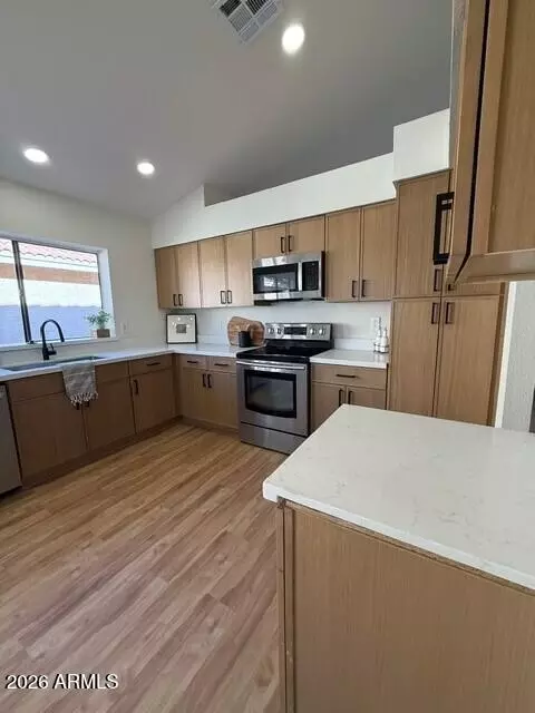 907 W Barbados Dr, Gilbert, AZ 85233
