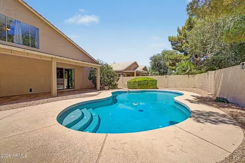 Exterior - 680 E Betsy Ln, Gilbert, AZ 85296 photo 8 of 8