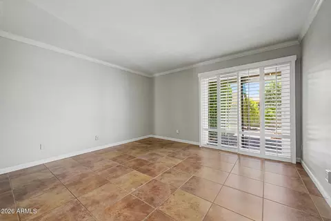 Living - 1019 E Laguna Dr, Tempe, AZ 85282 photo 5 of 7