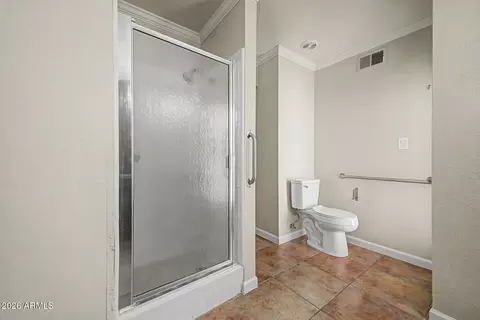 Bath - 1019 E Laguna Dr, Tempe, AZ 85282 photo 3 of 4