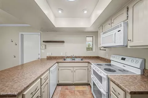 Kitchen - 1019 E Laguna Dr, Tempe, AZ 85282 photo 3 of 3