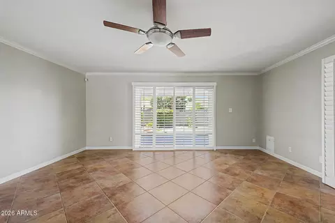 Living - 1019 E Laguna Dr, Tempe, AZ 85282 photo 3 of 7