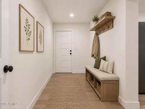 Entry Way - 3144 N 34th St, Phoenix, AZ 85018 photo 1 of 2