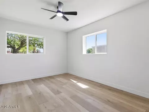 Bedroom - 3144 N 34th St, Phoenix, AZ 85018 photo 7 of 10