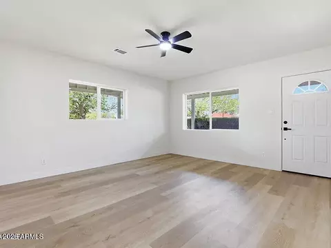 Living - 3144 N 34th St, Phoenix, AZ 85018 photo 2 of 7