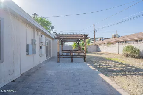 Exterior - 1008 E Citrus Way, Phoenix, AZ 85014 photo 3 of 7