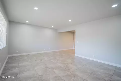 Living - 1008 E Citrus Way, Phoenix, AZ 85014 photo 2 of 10