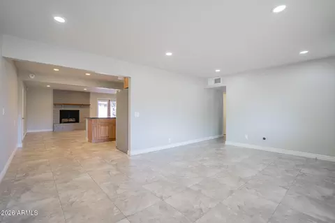 Living - 1008 E Citrus Way, Phoenix, AZ 85014 photo 4 of 10