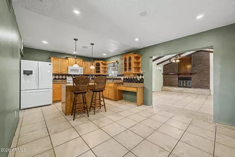 Kitchen - 725 S Pasadena --, Mesa, AZ 85210 photo 3 of 5