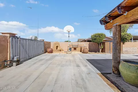 Exterior - 725 S Pasadena --, Mesa, AZ 85210 photo 1 of 7