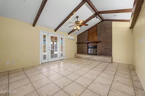 Living - 725 S Pasadena --, Mesa, AZ 85210 photo 6 of 7