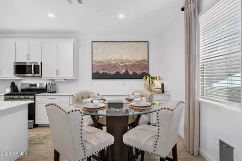 Dining - 655 S Longspur Ln, Gilbert, AZ 85296 photo 1 of 1
