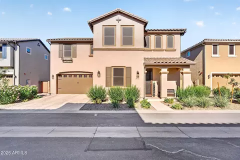 Exterior - 655 S Longspur Ln, Gilbert, AZ 85296 photo 3 of 11