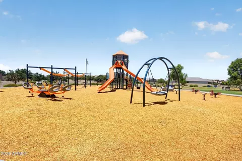 View/Area - 655 S Longspur Ln, Gilbert, AZ 85296 photo 1 of 1