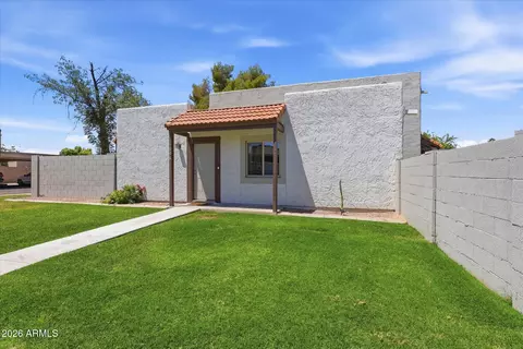 Exterior - 1006 E Redfield Rd, Tempe, AZ 85283 photo 4 of 12