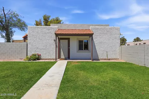 Exterior - 1006 E Redfield Rd, Tempe, AZ 85283 photo 3 of 12
