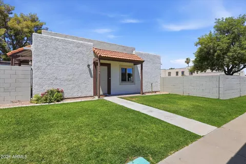 Exterior - 1006 E Redfield Rd, Tempe, AZ 85283 photo 2 of 12