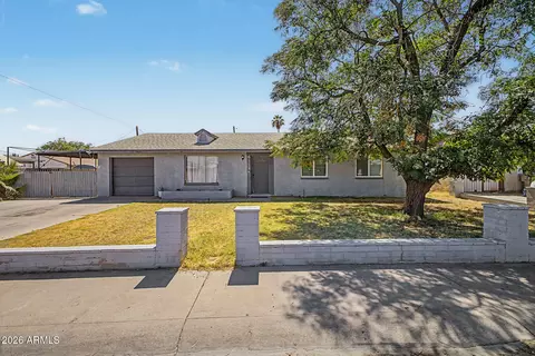 6112 N 64th Dr, Glendale, AZ 85301