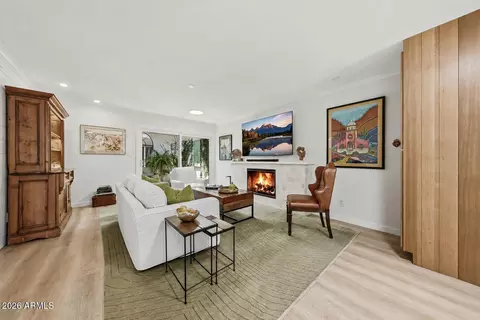 8145 N Central Ave #21, Phoenix, AZ 85020