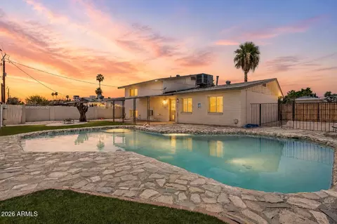4517 S Grandview Ave, Tempe, AZ 85282