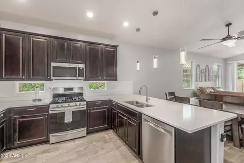 4136 W Palace Station Rd, New River, AZ 85087