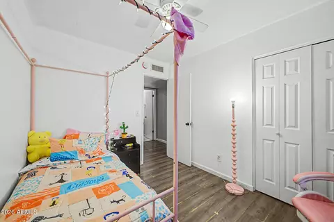 Bedroom - 8137 W Montecito Ave, Phoenix, AZ 85033 photo 6 of 6
