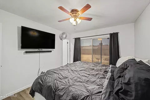 Bedroom - 8137 W Montecito Ave, Phoenix, AZ 85033 photo 2 of 6