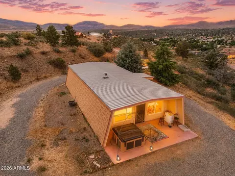 16928 W Trap Rd, Peeples Valley, AZ 86332