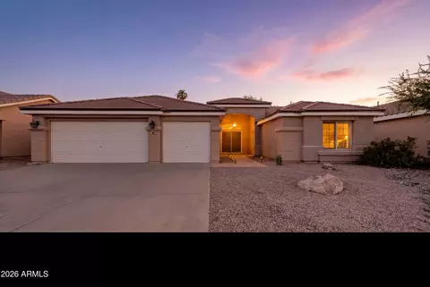Exterior - 1050 W Cooley Dr, Gilbert, AZ 85233 photo 4 of 7