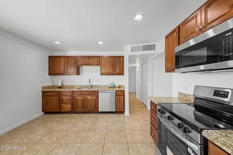 Kitchen - 450 E Garfield St, Tempe, AZ 85288 photo 2 of 2