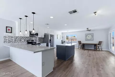 7814 E Cypress St, Scottsdale, AZ 85257