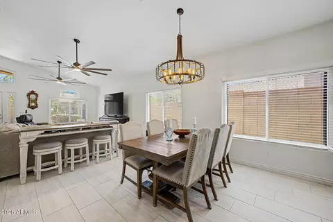 Dining - 1344 E Sheena Dr, Phoenix, AZ 85022 photo 2 of 2