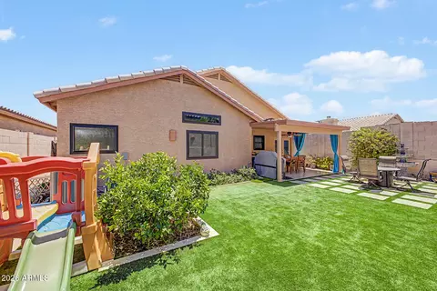 Exterior - 1344 E Sheena Dr, Phoenix, AZ 85022 photo 6 of 10